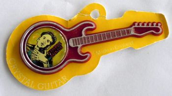 Badge - longueur : +/- 6 cm